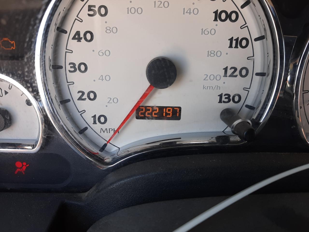 Photo 8 from auction – 2006 SATURN VUE with VIN 5GZCZ53436S836153