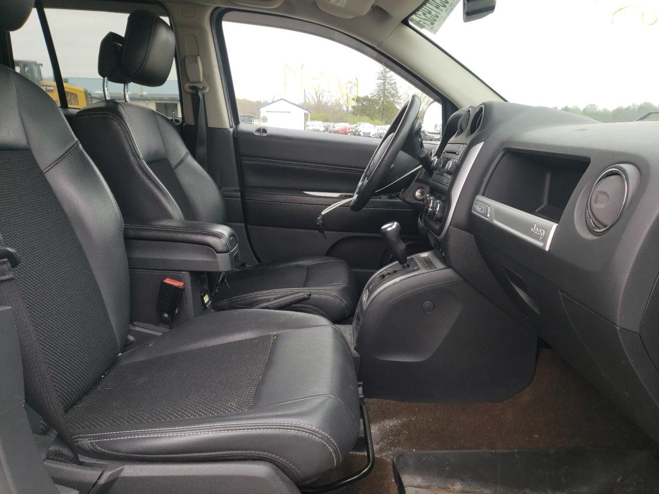 Photo 5 from auction – 2014 JEEP COMPASS LA with VIN 1C4NJDEB0ED694001