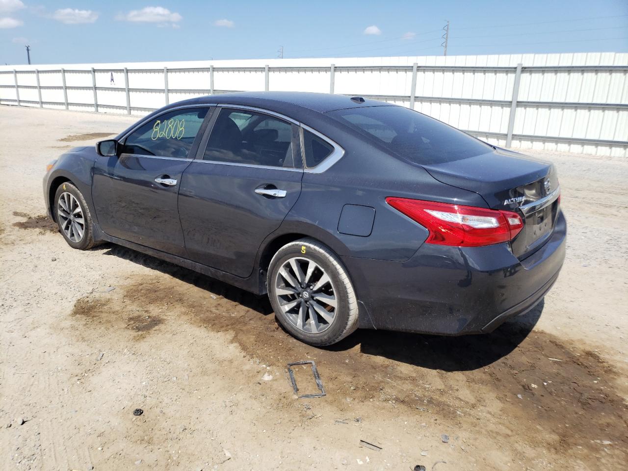 Photo 3 from auction – 2017 NISSAN ALTIMA 2.5 with VIN 1N4AL3AP6HC499511