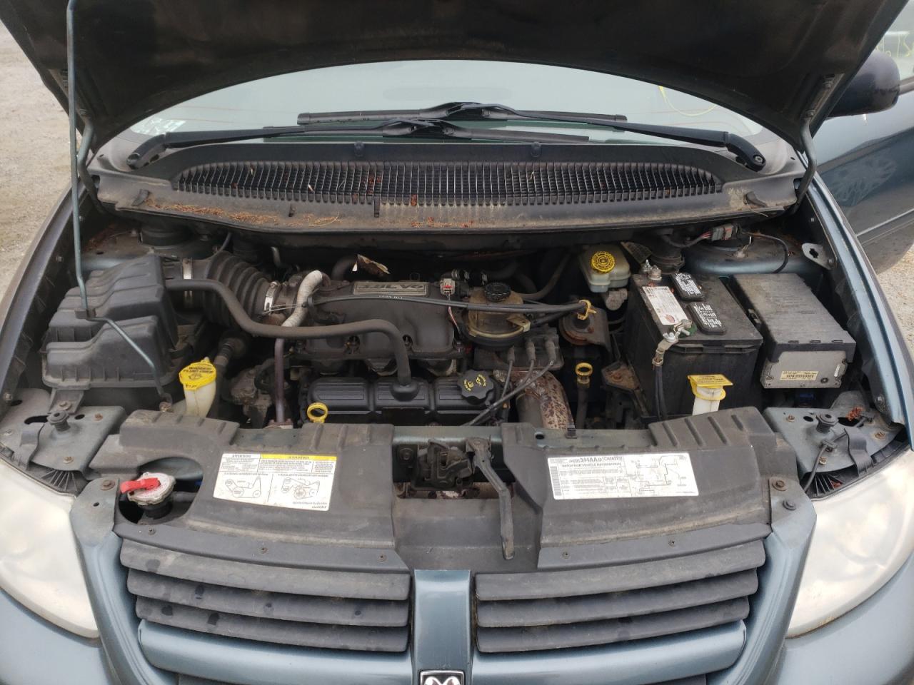 Photo 7 from auction – 2005 DODGE GRAND CARA with VIN 2D8GP44LX5R318566