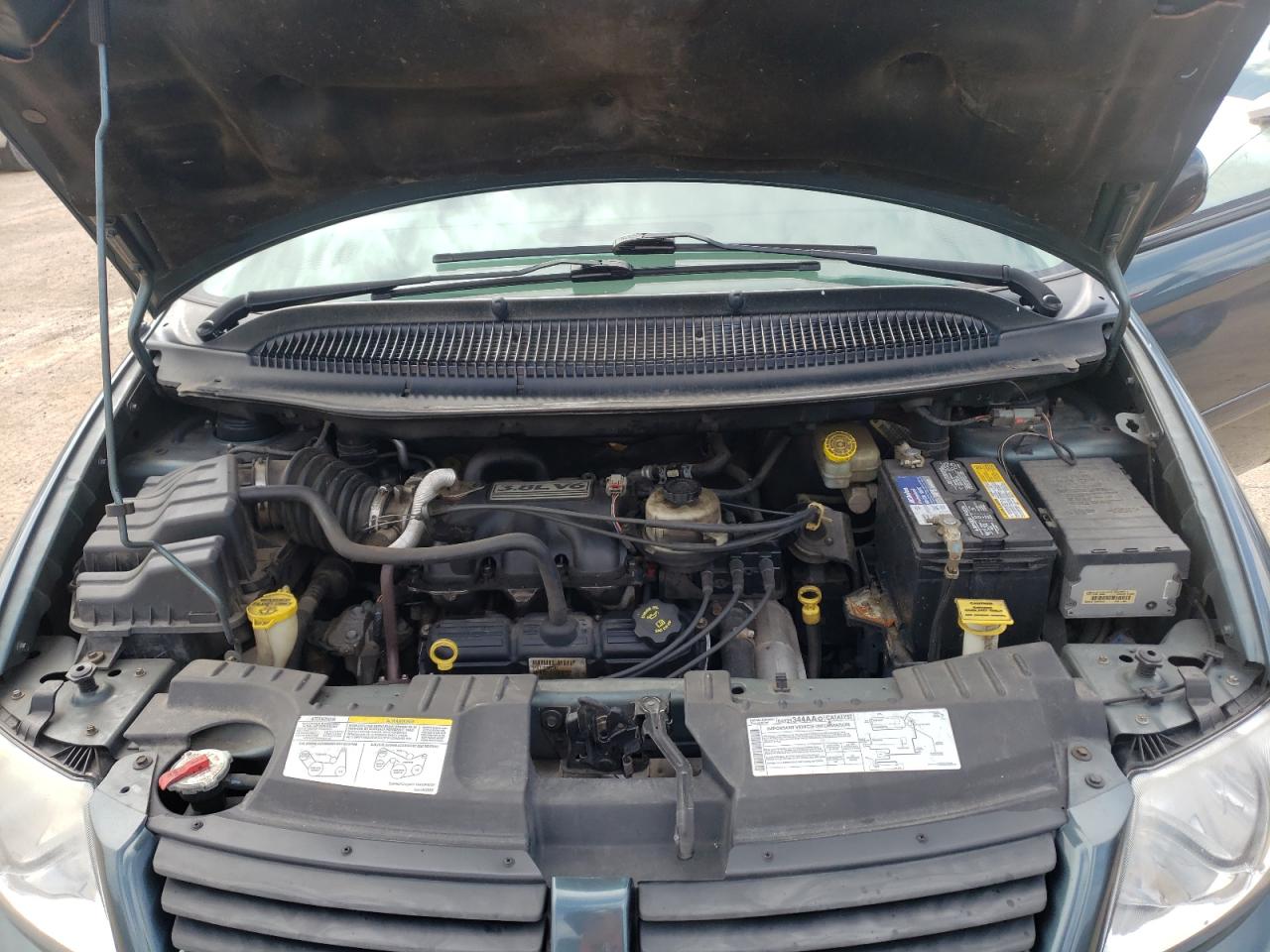 Photo 7 from auction – 2005 DODGE GRAND CARA with VIN 2D4GP44L85R540069