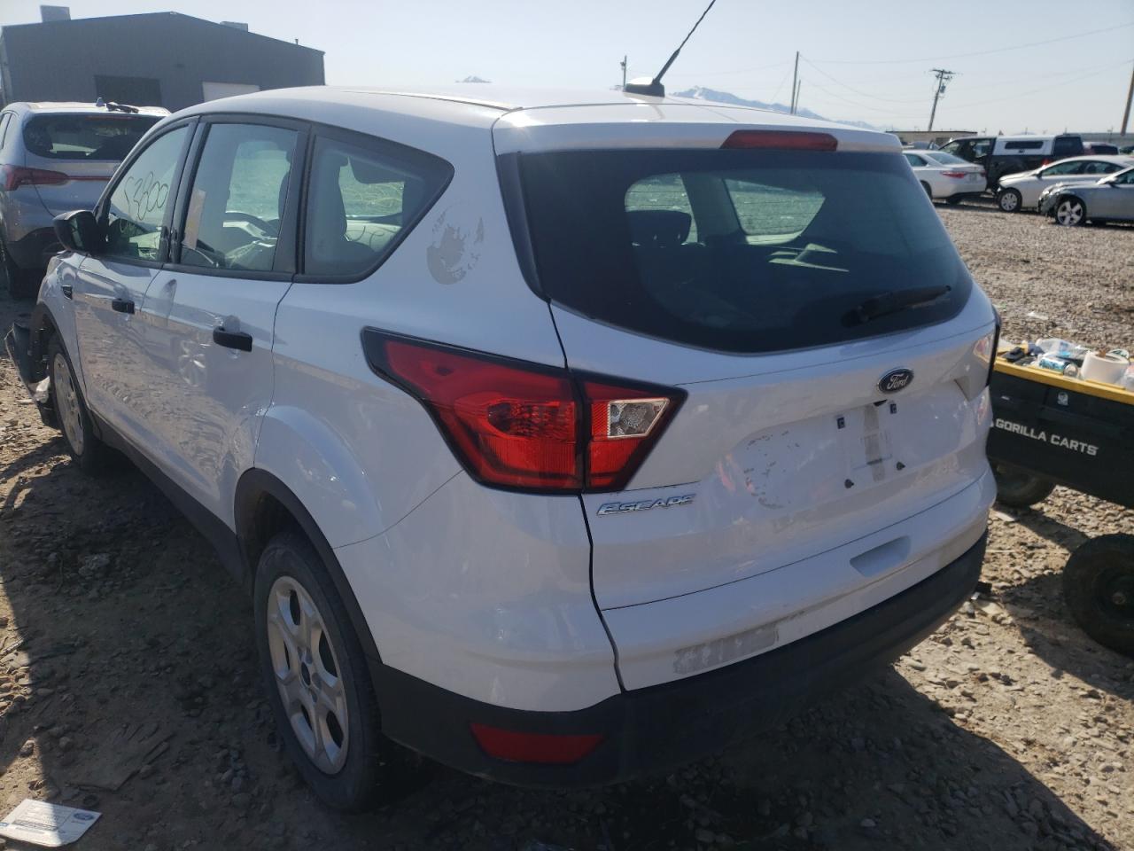 Photo 3 from auction – 2019 FORD ESCAPE S with VIN 1FMCU0F75KUC34700