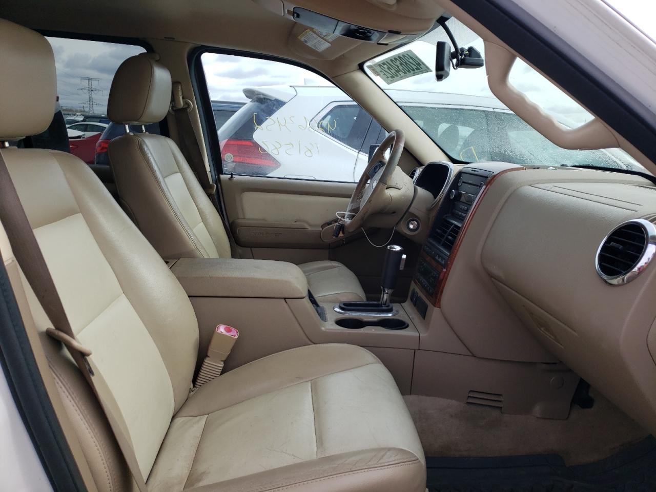 Photo 5 from auction – 2008 FORD EXPLORER E with VIN 1FMEU74868UA26380
