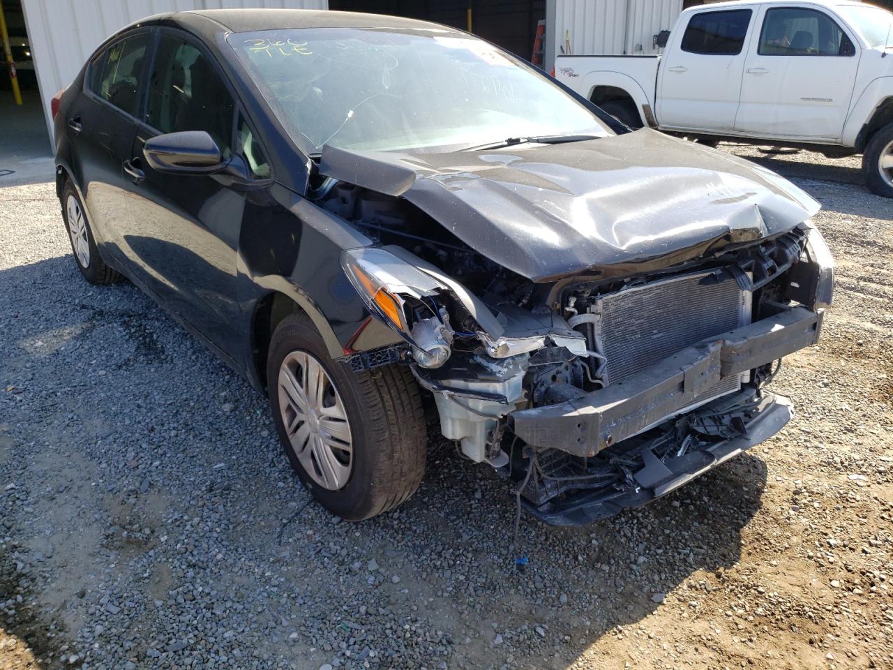 KIA FORTE LX 2018 with VIN 3KPFK4A72JE179609 - Photo from auction