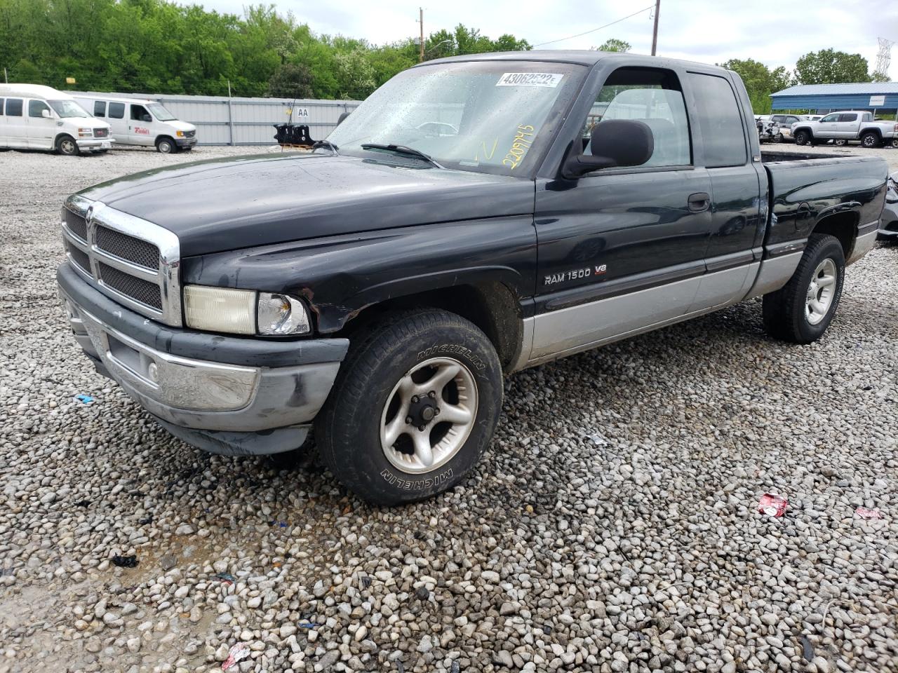 Photo 2 from auction – 1999 DODGE 1500 with VIN 1B7HC13ZXXJ604184