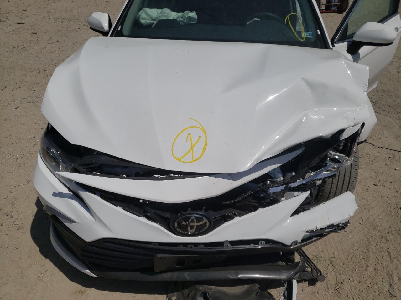 Photo 7 from auction – 2022 TOYOTA CAMRY LE with VIN 4T1C11AK5NU651927