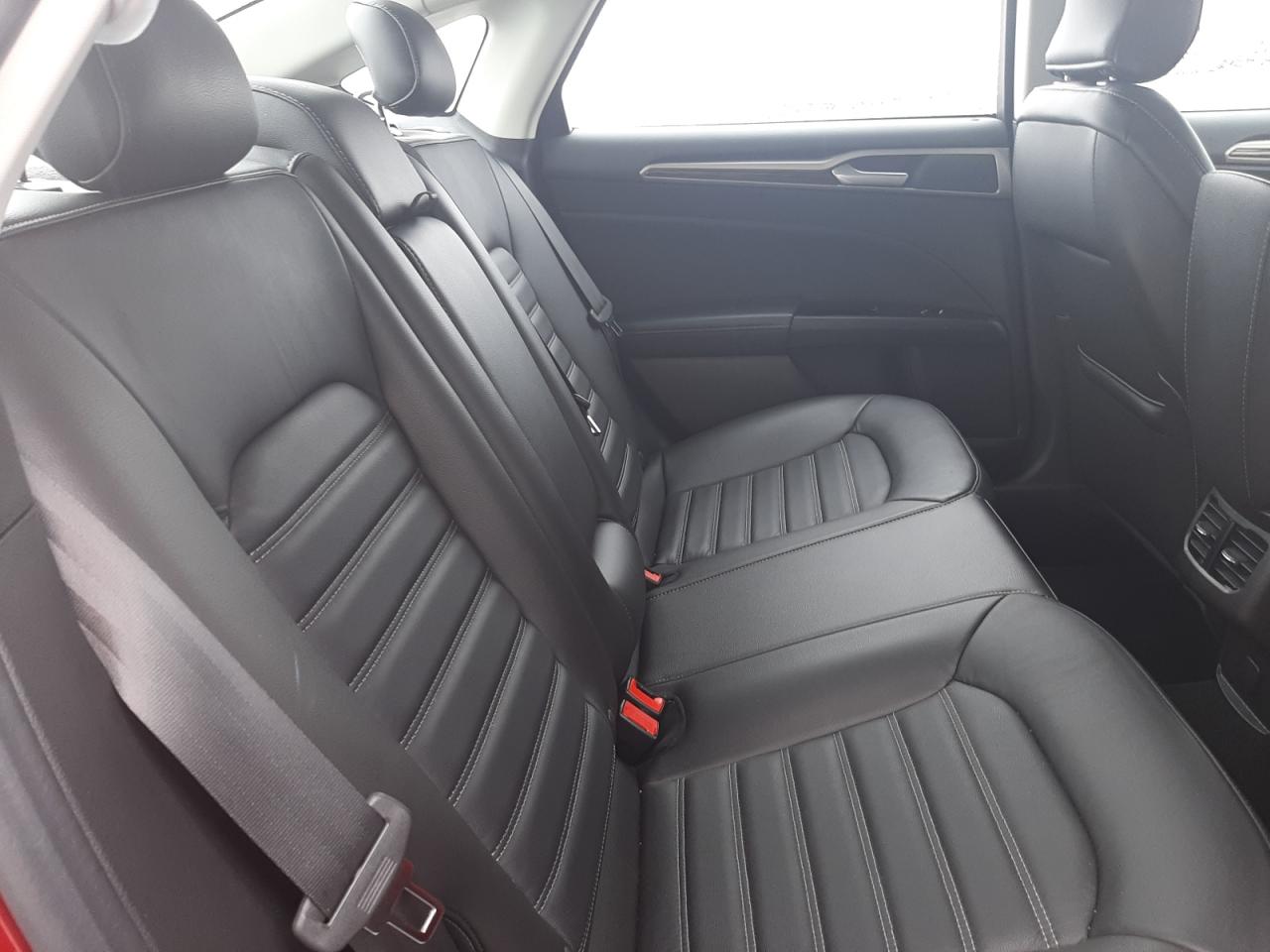 Photo 6 from auction – 2016 FORD FUSION SE with VIN 3FA6P0HD4GR380960