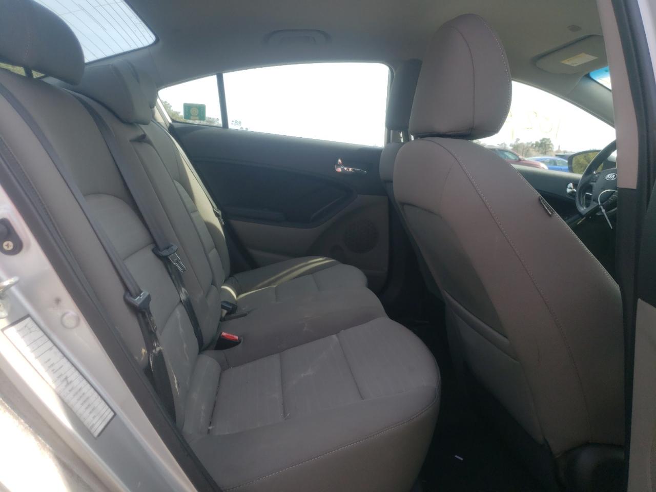 Photo 6 from auction – 2015 KIA FORTE EX with VIN KNAFX4A80F5347466
