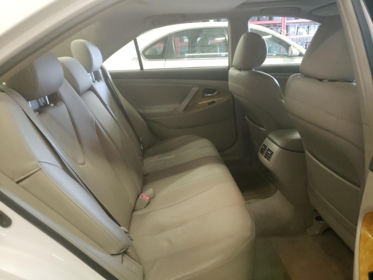 Photo 6 from auction – 2007 TOYOTA CAMRY LE with VIN JTNBK46K373021352