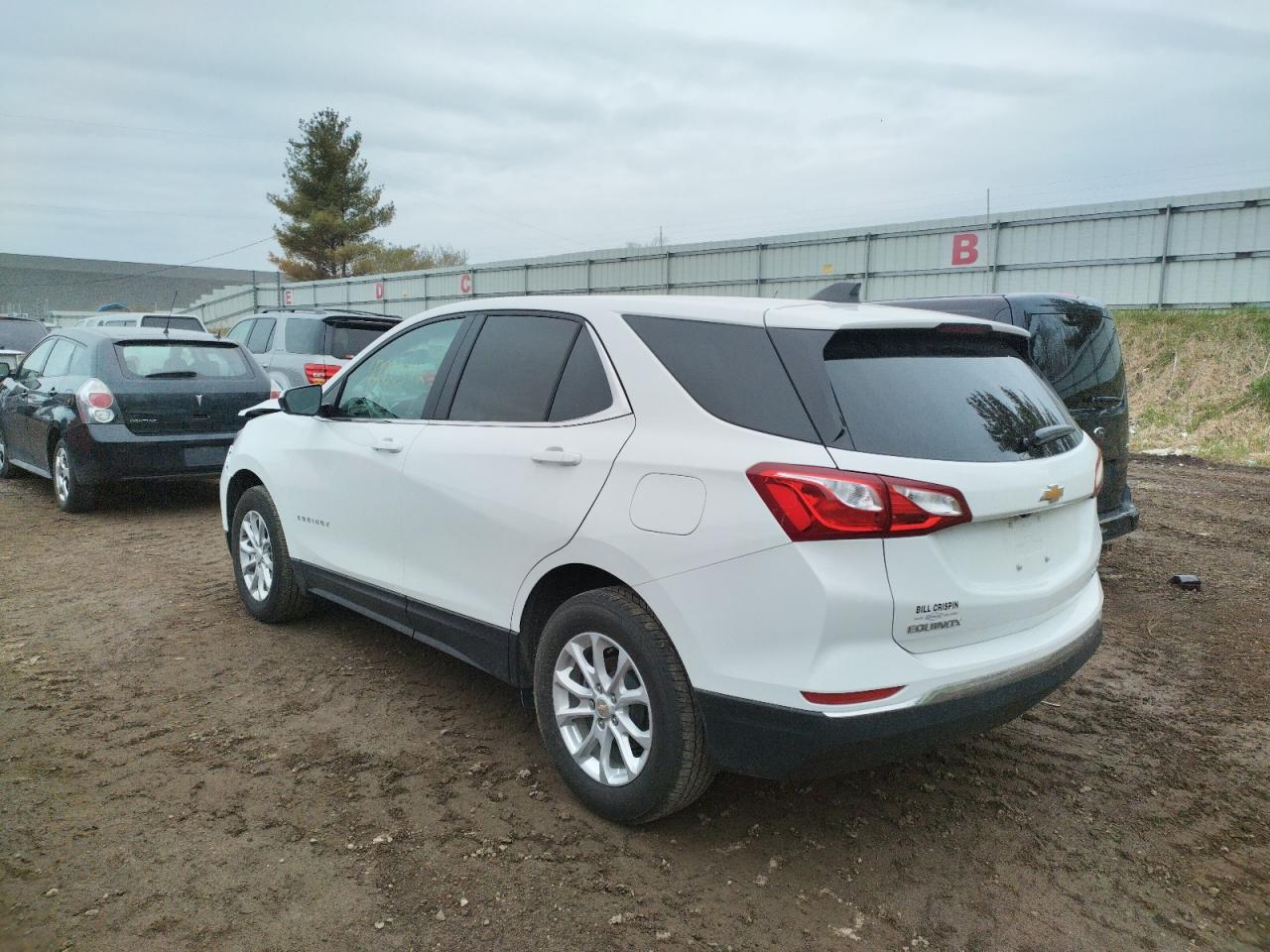 Photo 3 from auction – 2021 CHEVROLET EQUINOX LT with VIN 3GNAXUEVXMS157360