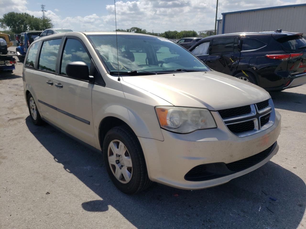 DODGE GRAND CARA 2013 with VIN 2C4RDGBG3DR648779 - Photo from auction