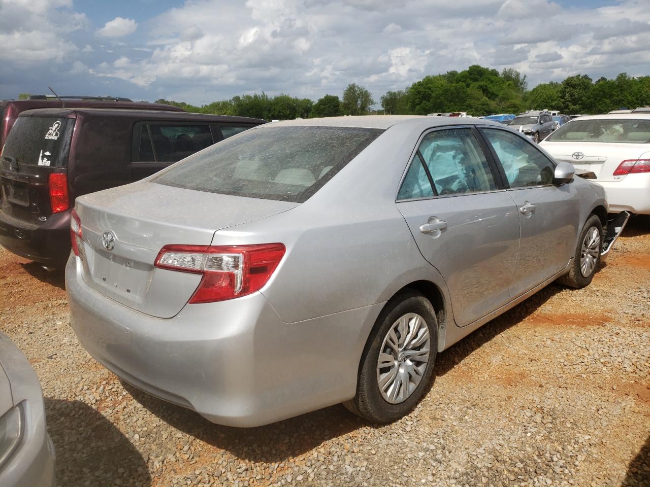 Photo 4 from auction – 2013 TOYOTA CAMRY L with VIN 4T1BF1FK8DU673151