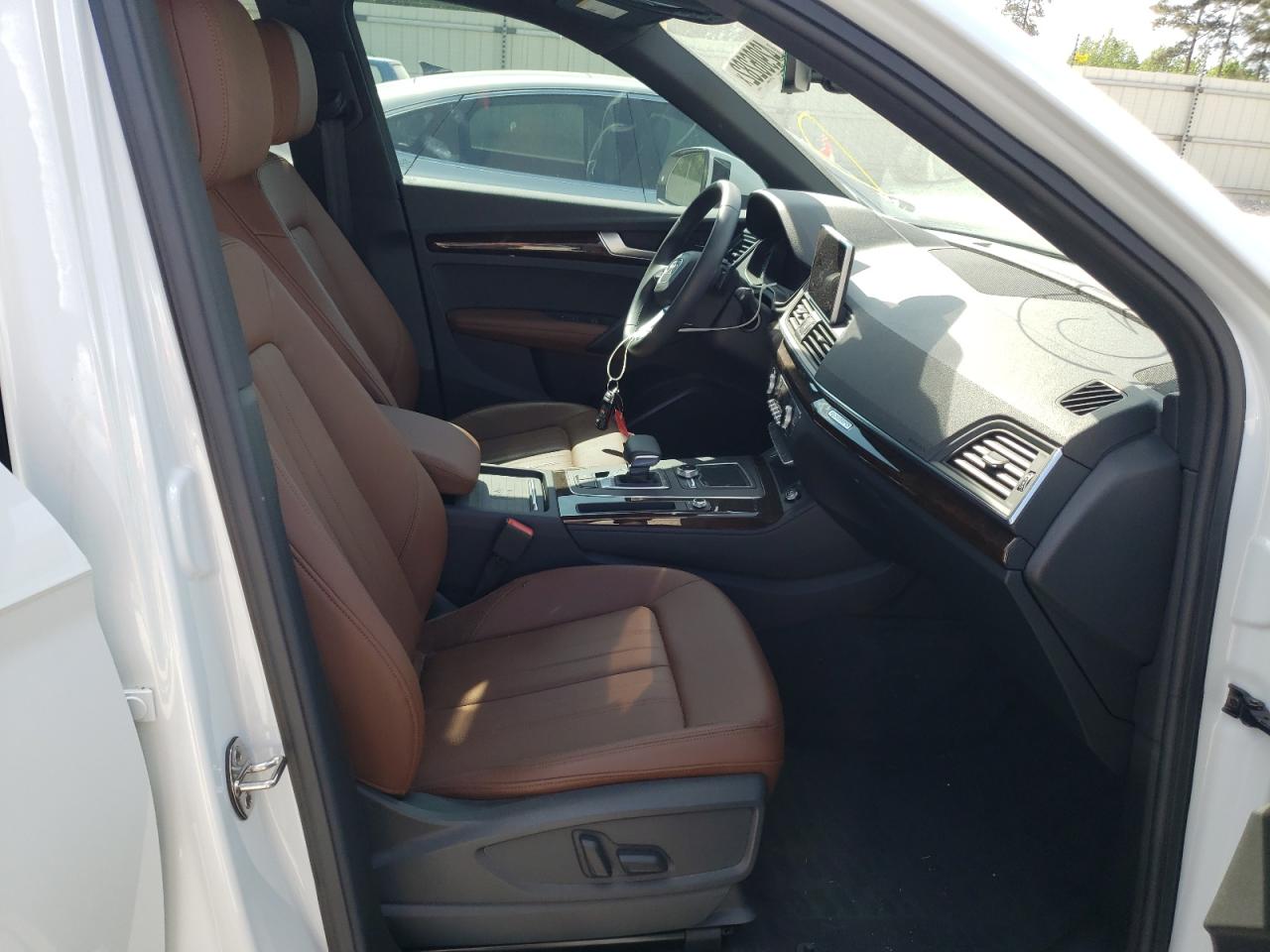 Photo 5 from auction – 2019 AUDI Q5 PREMIUM with VIN WA1BNAFY9K2026580