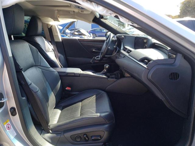 Photo 5 from auction – 2019 LEXUS ES 300H with VIN JTHB21B12K2036261