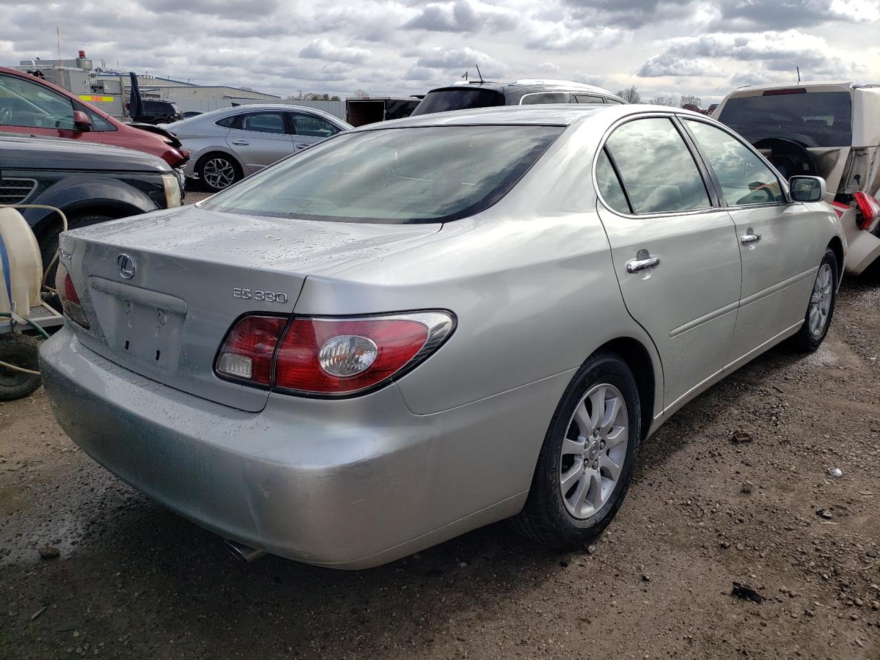 Photo 4 from auction – 2004 LEXUS ES 330 with VIN JTHBA30G940020000