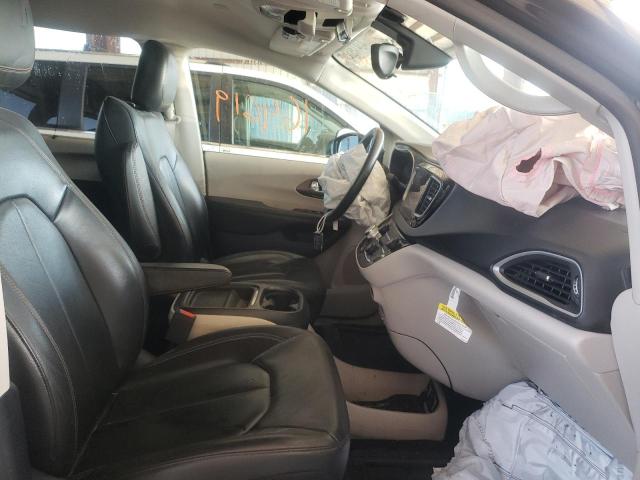 Photo 5 from auction – 2017 CHRYSLER PACIFICA T with VIN 2C4RC1BG2HR552843