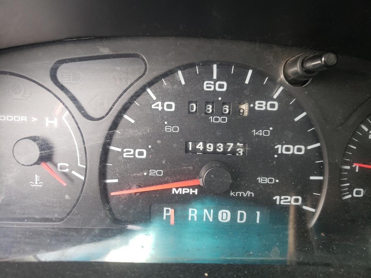 Photo 8 from auction – 2002 FORD TAURUS SES with VIN 1FAFP55U92G142667