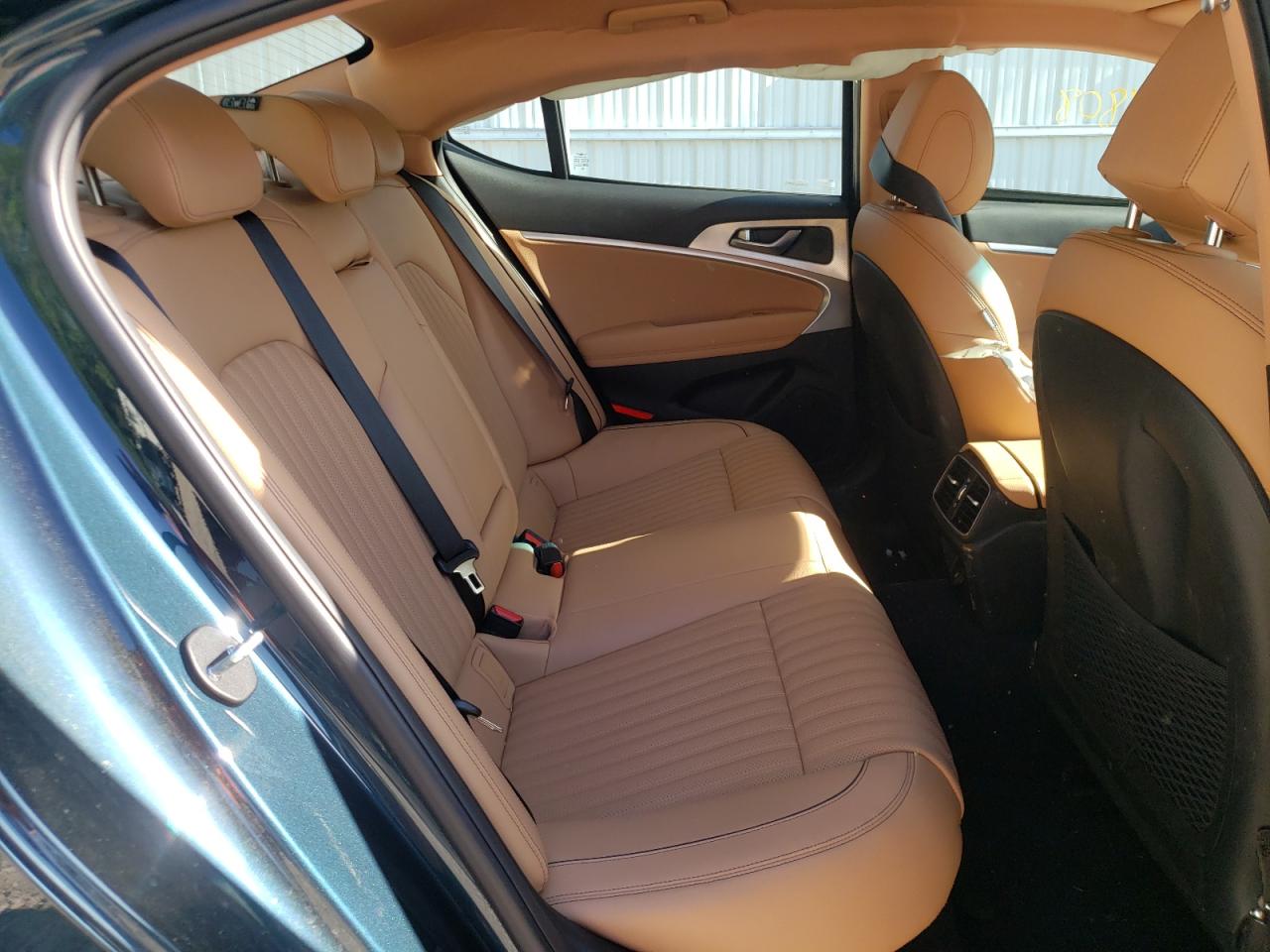 Photo 6 from auction – 2022 GENESIS G70 BASE with VIN KMTG34TA1NU098491