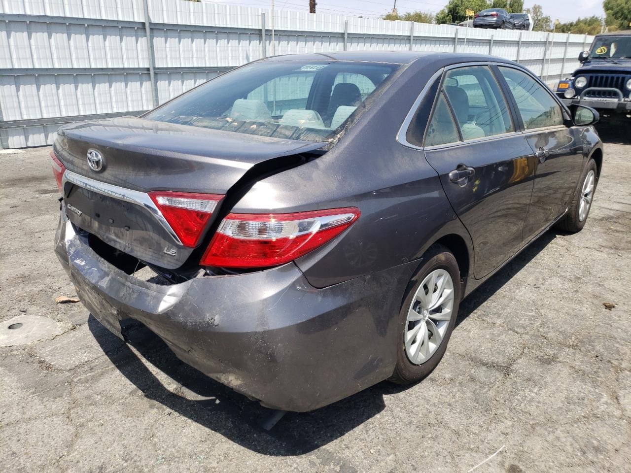 Photo 4 from auction – 2017 TOYOTA CAMRY LE with VIN 4T1BF1FK6HU424353