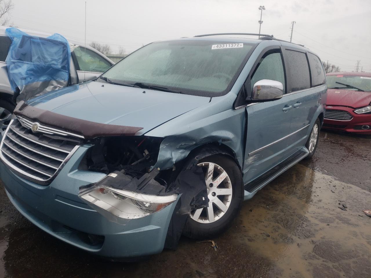 Photo 2 from auction – 2010 CHRYSLER TOWN & COU with VIN 2A4RR5DX2AR278000