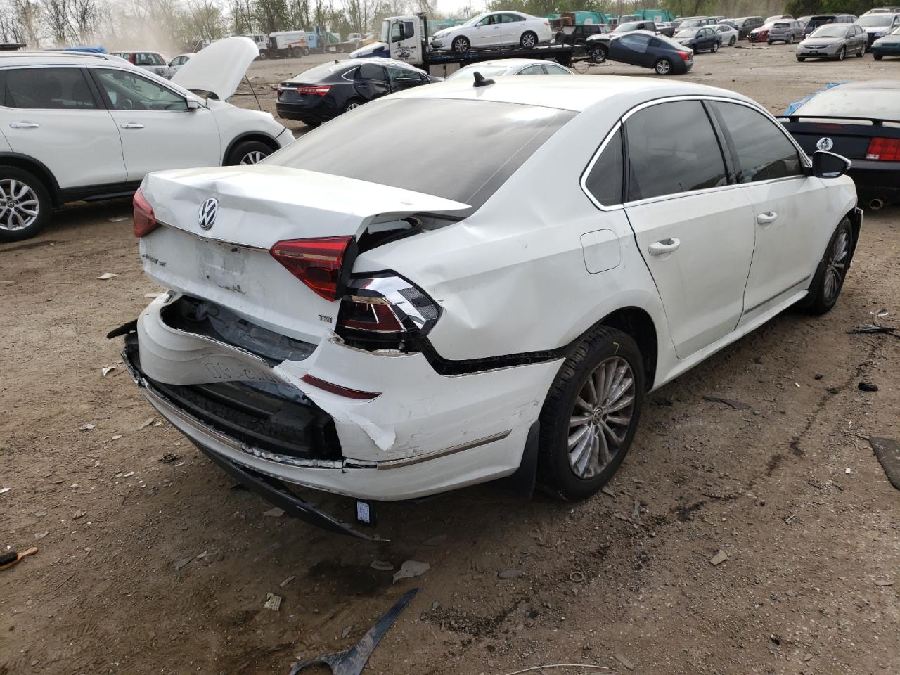 Photo 4 from auction – 2017 VOLKSWAGEN PASSAT SE with VIN 1VWBT7A37HC016530