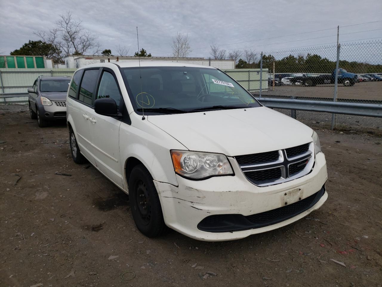 DODGE CARAVAN 2013 with VIN 2C4RDGBG9DR505786 - Photo from auction