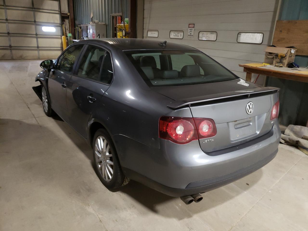 Photo 3 from auction – 2008 VOLKSWAGEN JETTA WOLF with VIN 3VWRJ71K38M184868