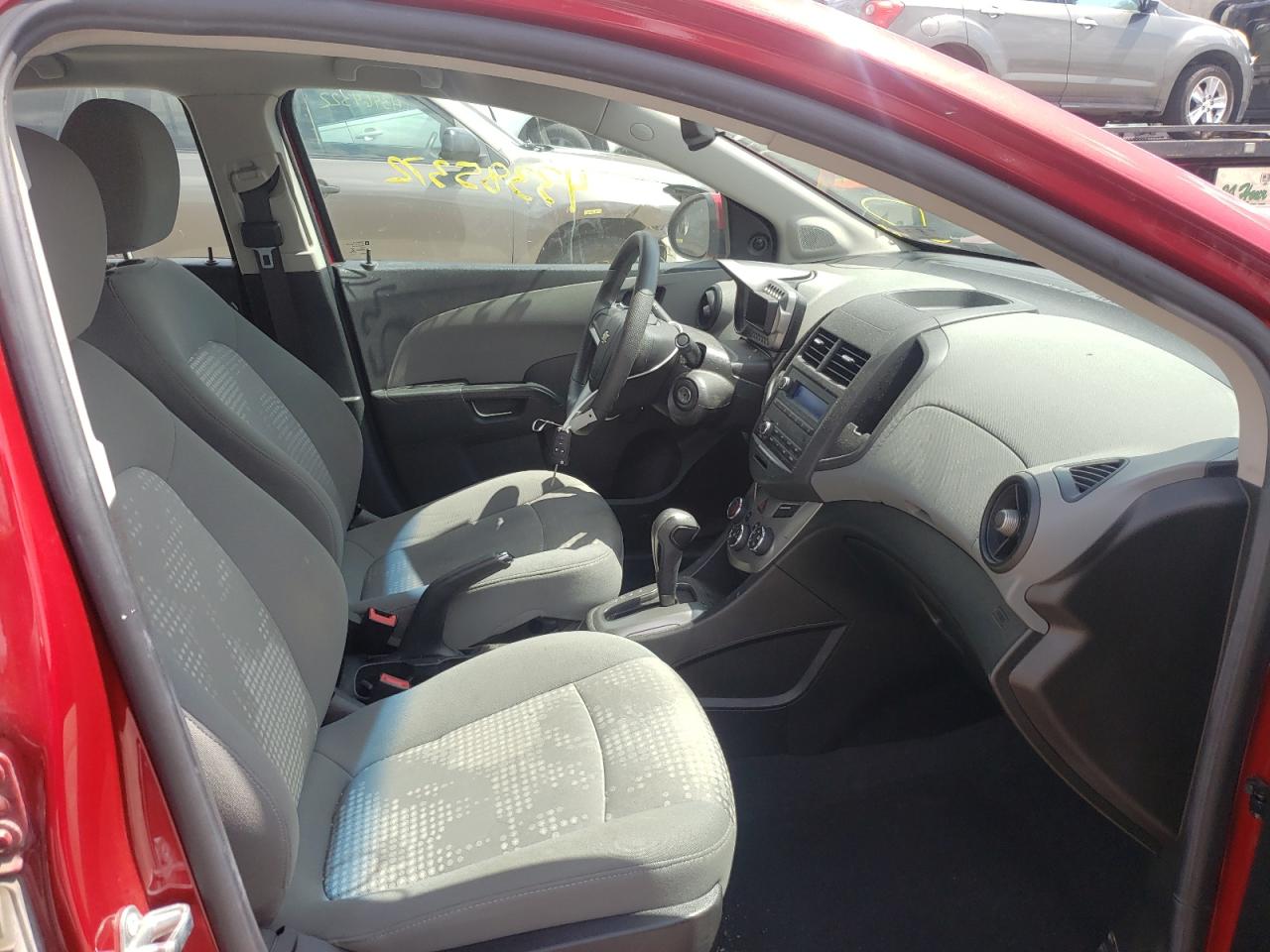 Photo 5 from auction – 2013 CHEVROLET SONIC LS with VIN 1G1JA5SH1D4165838