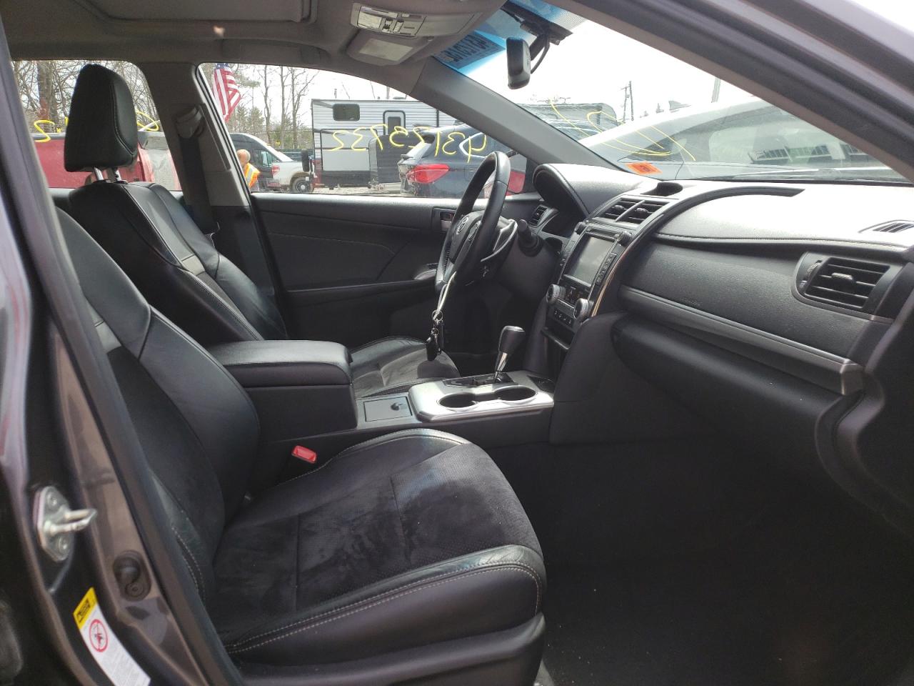 Photo 5 from auction – 2014 TOYOTA CAMRY L with VIN 4T1BF1FK1EU812523