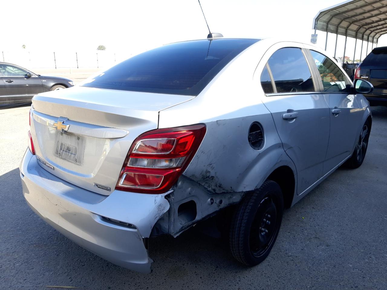 Photo 4 from auction – 2017 CHEVROLET SONIC PREM with VIN 1G1JF5SB3H4127353
