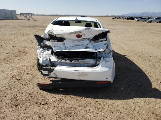 Photo 9 from auction – 2017 KIA FORTE LX with VIN 3KPFK4A77HE028789