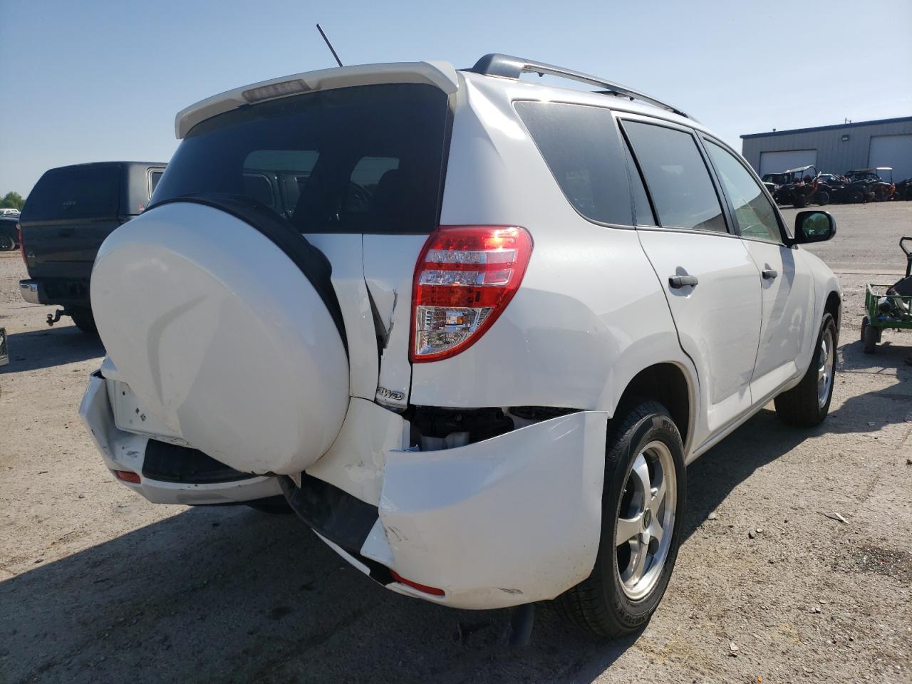 Photo 17 from auction – 2011 TOYOTA RAV4 with VIN 2T3BK4DV1BW061534