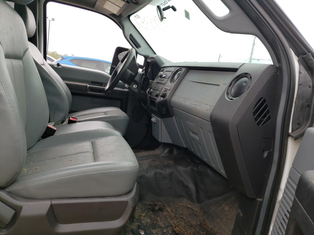 Photo 5 from auction – 2016 FORD F250 SUPER with VIN 1FT7X2A62GEA38593