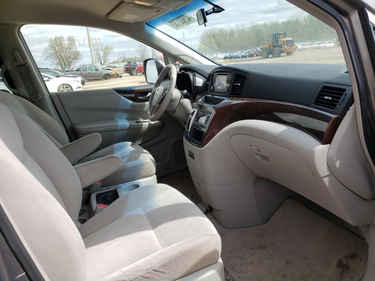 Photo 5 from auction – 2016 NISSAN QUEST S with VIN JN8AE2KP5G9153253