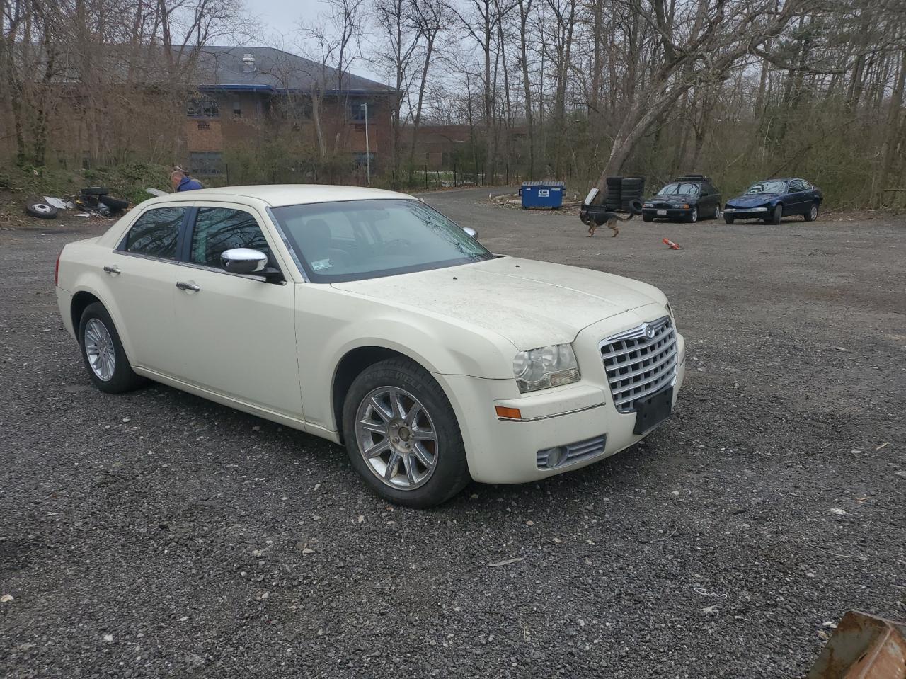 CHRYSLER 300 TOURIN 2010 with VIN 2C3CA4CD2AH123445 - Photo from auction
