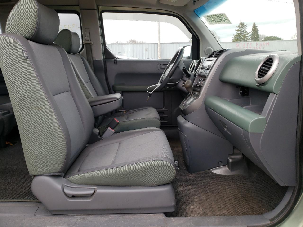 Photo 5 from auction – 2003 HONDA ELEMENT EX with VIN 5J6YH28663L053850