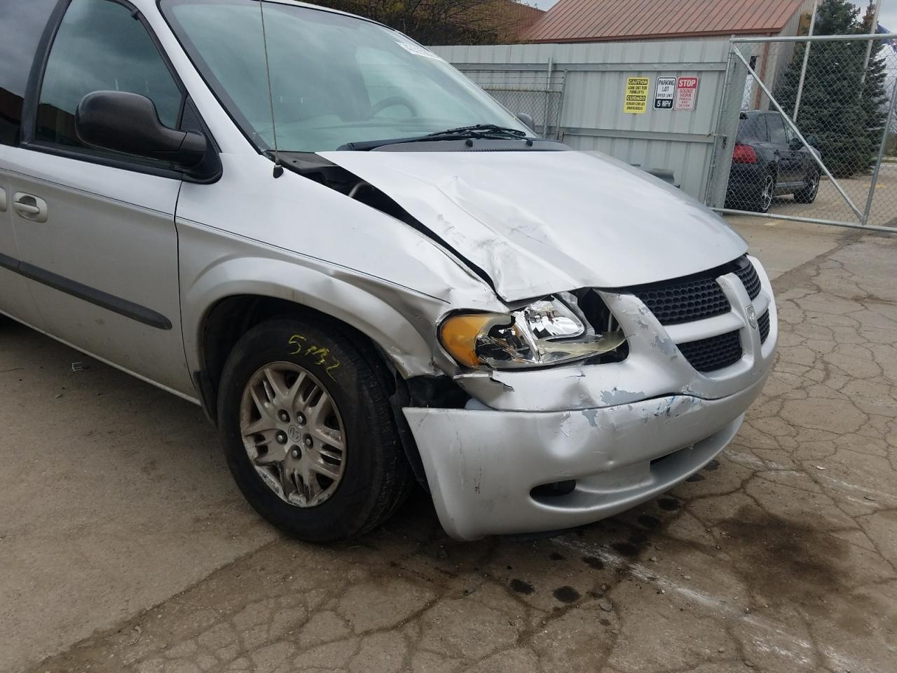 Photo 9 from auction – 2003 DODGE GRAND CARA with VIN 2D4GP44323R251623