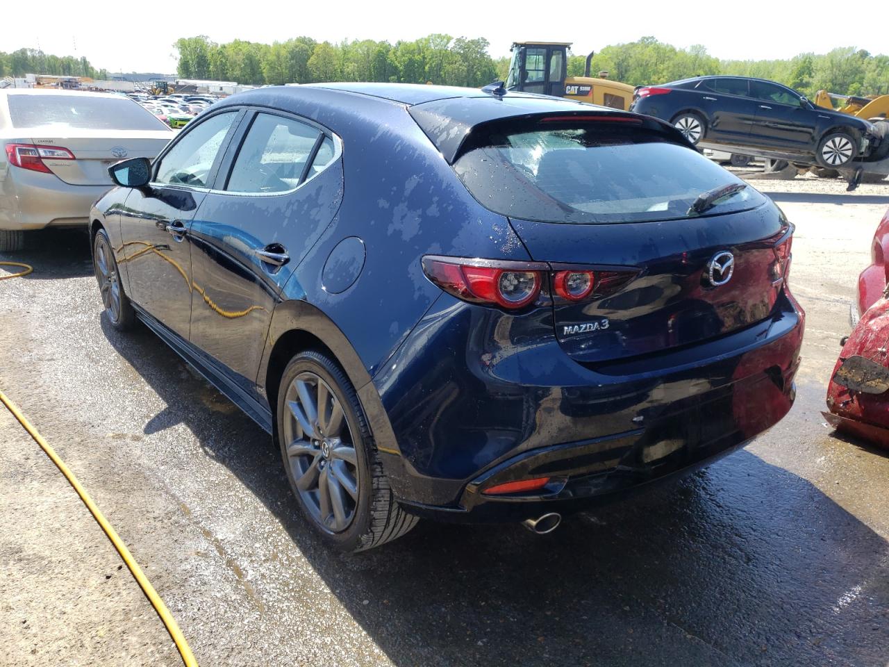 Photo 3 from auction – 2019 MAZDA 3 PREFERRE with VIN JM1BPAMM4K1133252