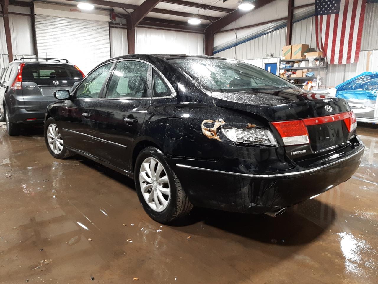 Photo 3 from auction – 2007 HYUNDAI AZERA SE with VIN KMHFC46F97A158678