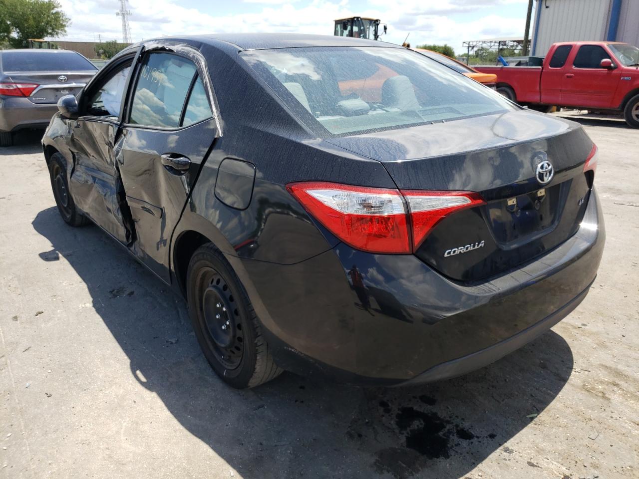 Photo 3 from auction – 2015 TOYOTA COROLLA L with VIN 5YFBURHE8FP338942