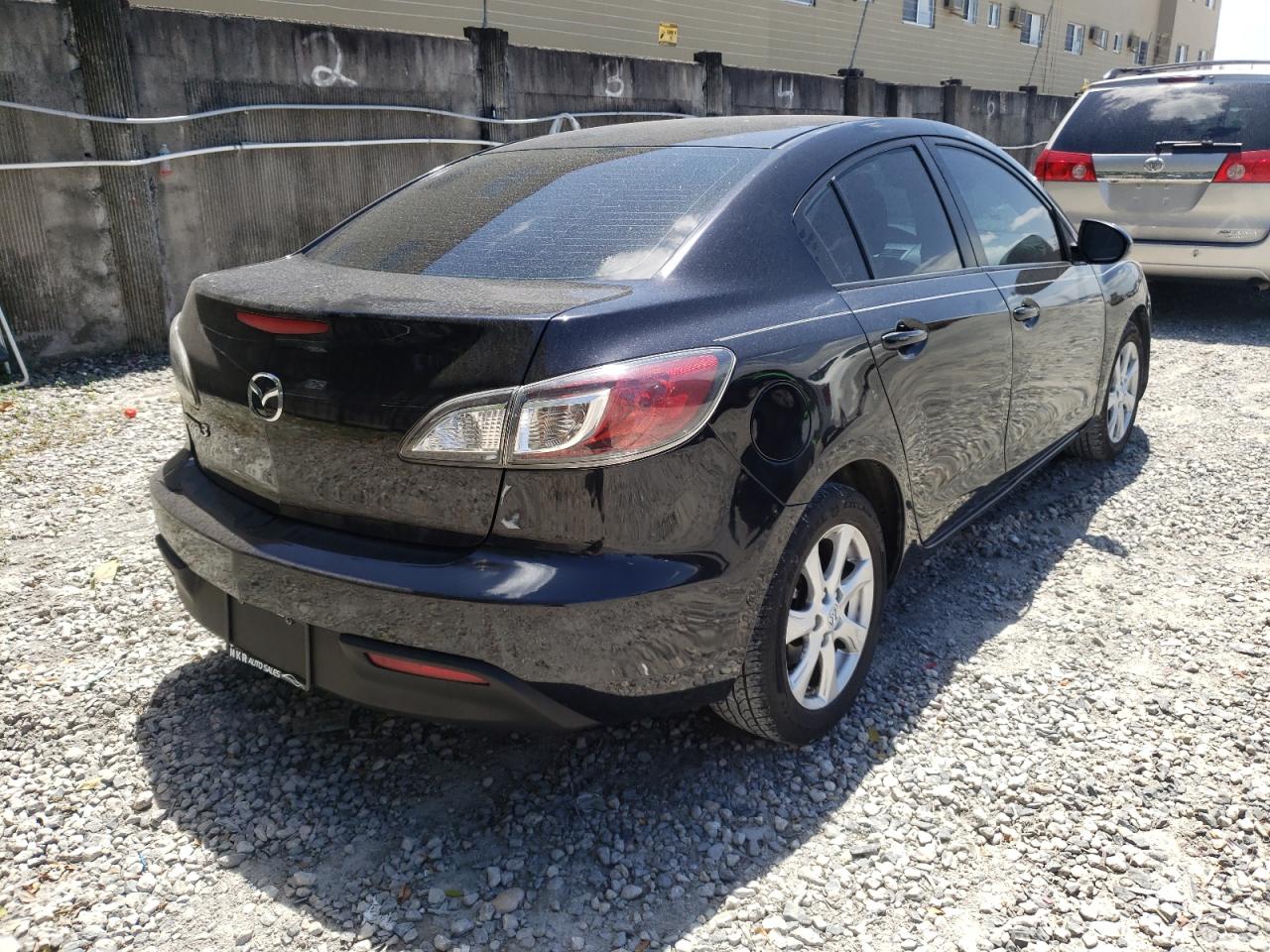 Photo 4 from auction – 2011 MAZDA 3 I with VIN JM1BL1VG5B1357943