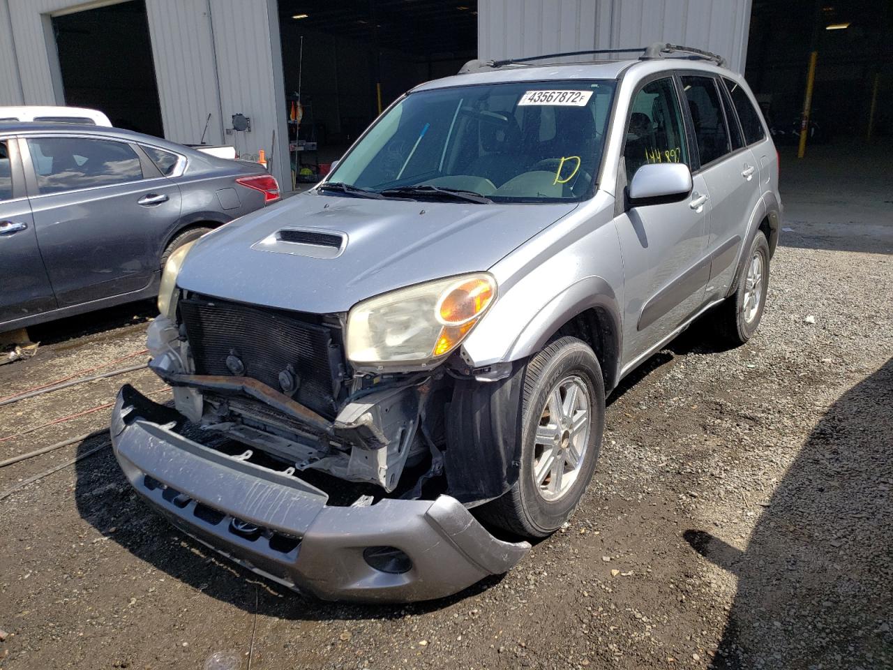 Photo 2 from auction – 2005 TOYOTA RAV4 with VIN JTEGD20VX56003210