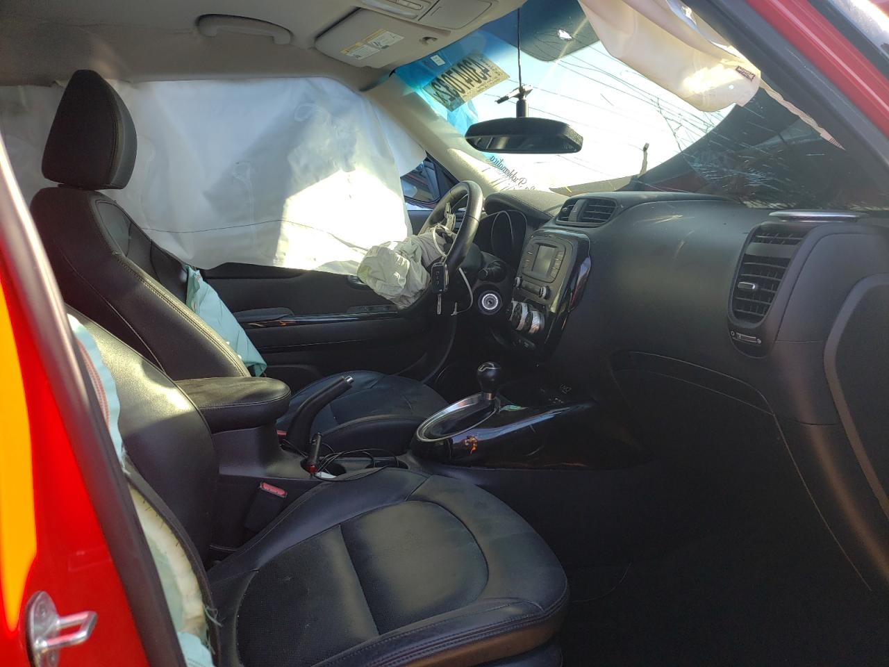 Photo 5 from auction – 2016 KIA SOUL ! with VIN KNDJX3A51G7823730