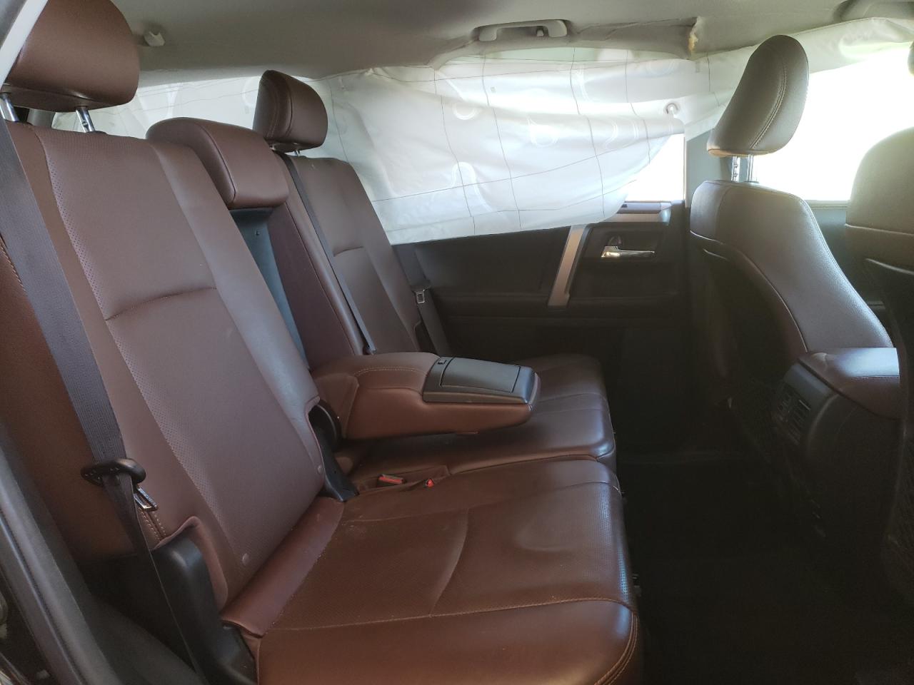Photo 6 from auction – 2016 TOYOTA 4RUNNER SR with VIN JTEBU5JR4G5390004