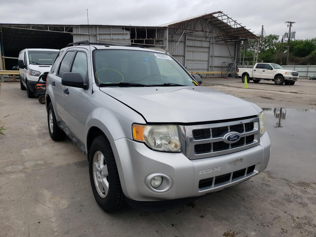 FORD ESCAPE XLT 2010 with VIN 1FMCU0DG8AKB53042 - Photo from auction