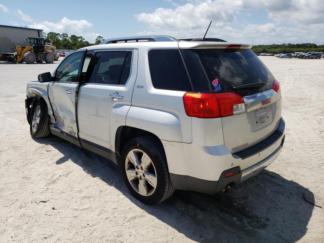 Photo 3 from auction – 2015 GMC TERRAIN SL with VIN 2GKFLTE38F6111115