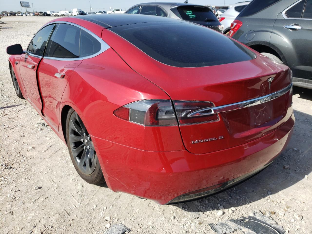 Photo 3 from auction – 2017 TESLA MODEL S with VIN 5YJSA1E26HF189501