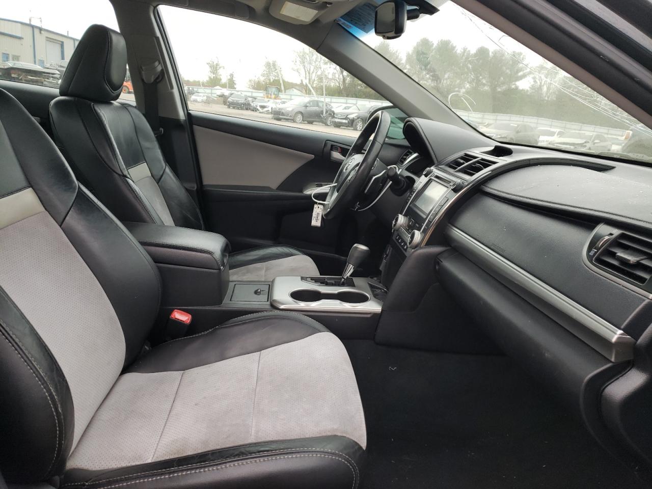 Photo 5 from auction – 2012 TOYOTA CAMRY BASE with VIN 4T1BF1FK2CU035315