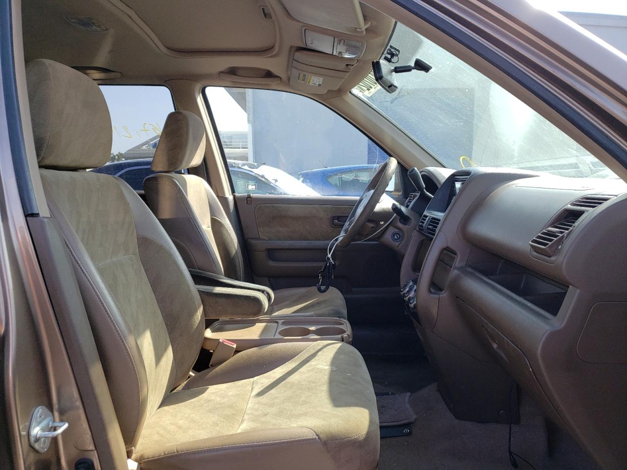 Photo 5 from auction – 2002 HONDA CR-V EX with VIN JHLRD78882C041799