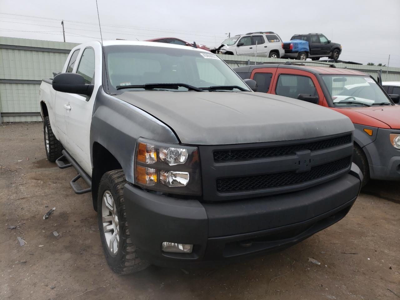 CHEVROLET SILVERADO 2008 with VIN 2GCEK19J781168381 - Photo from auction